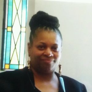 Meet your Posher, Cecelia